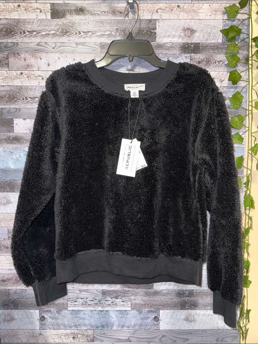 NWT!Republic Cozy Plush Crewneck Sweater - Black